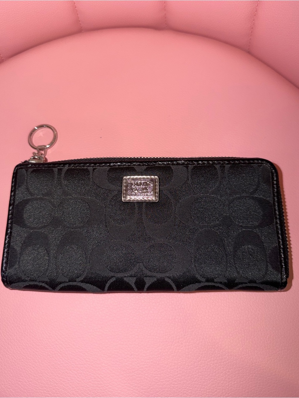 Coach Poppy Black Signature Zip Wallet